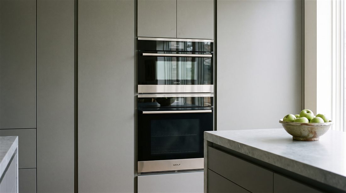 Wall oven control panel